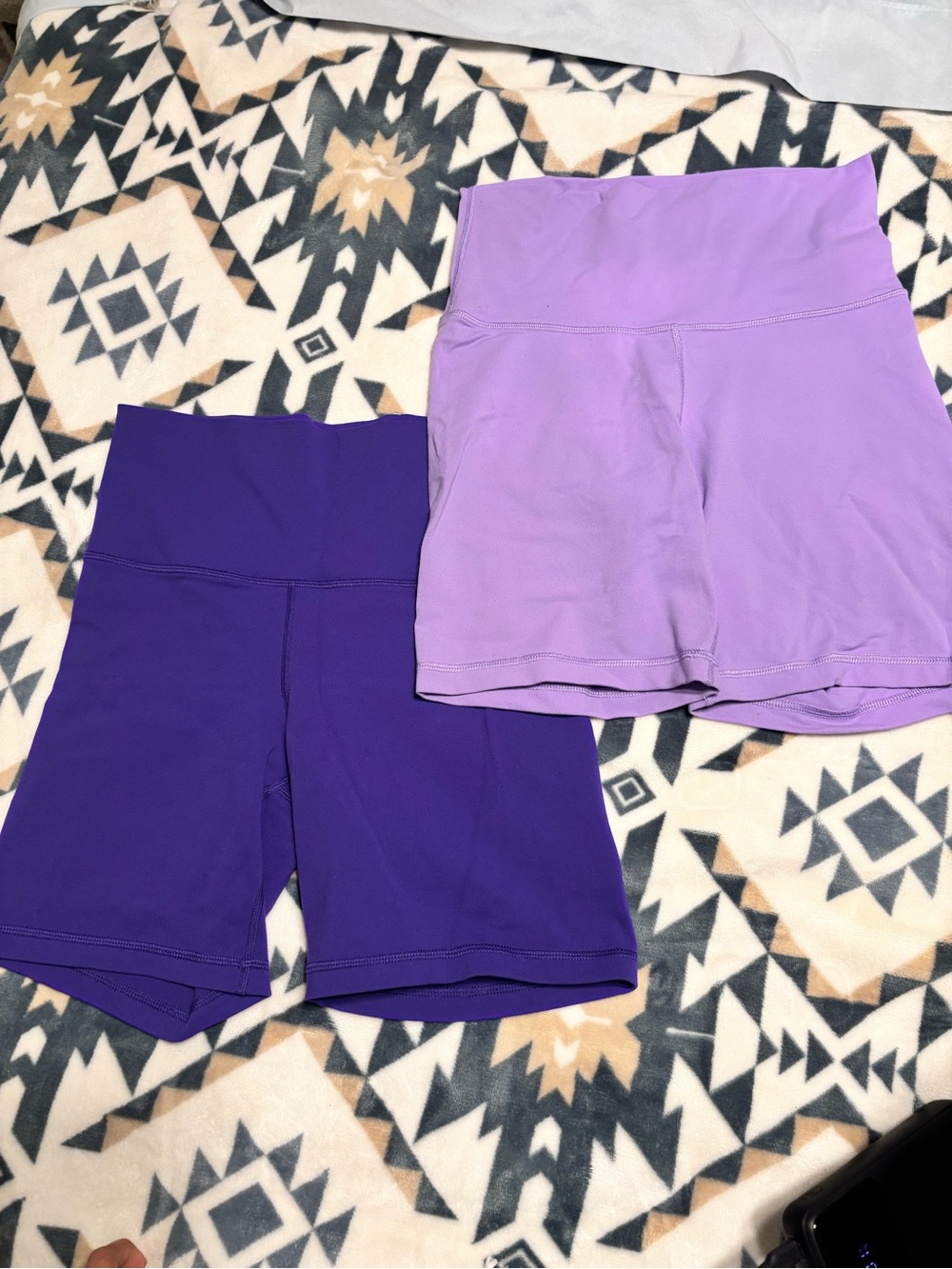 Aritizia High-Waist Women’s Bike Shorts - Lavender and Deep Purple